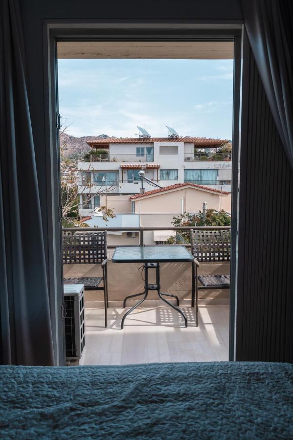 Ioanna's Hellenic Hospitality Hostal