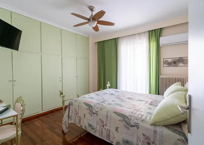 Ioanna\'S Hellenic Hospitality