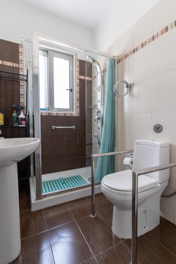 Ioanna's Hellenic Hospitality Hostel *